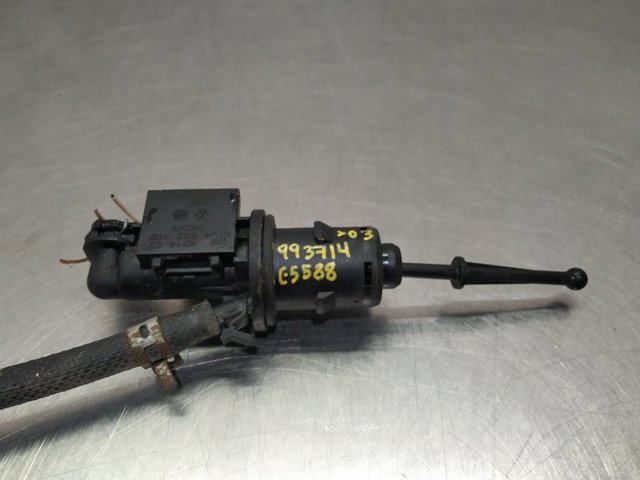 Cylinder sprzęgła główny 6284605102 VAG