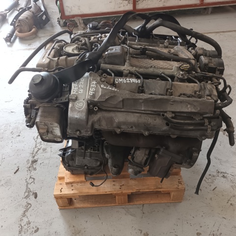 Silnik w komplecie 628960 MERCEDES