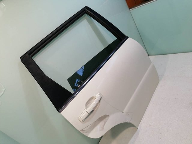 Drzwi tylne lewe SsangYong Rexton