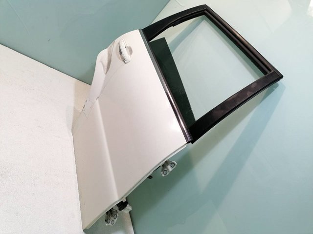 Drzwi tylne lewe SsangYong Rexton