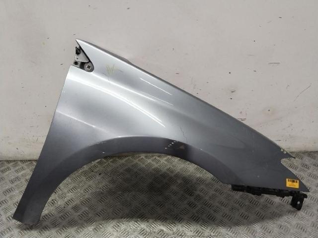 Błotnik przedni prawy 631000032R RENAULT
