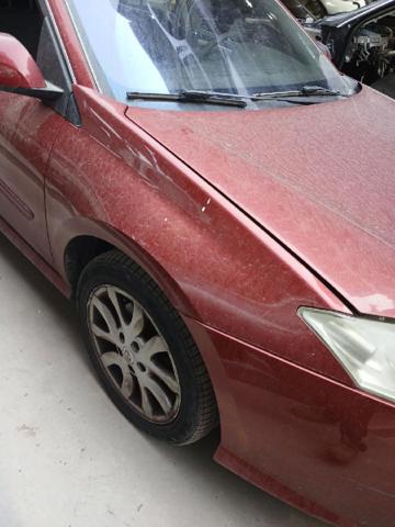 Błotnik przedni prawy 631000032R RENAULT