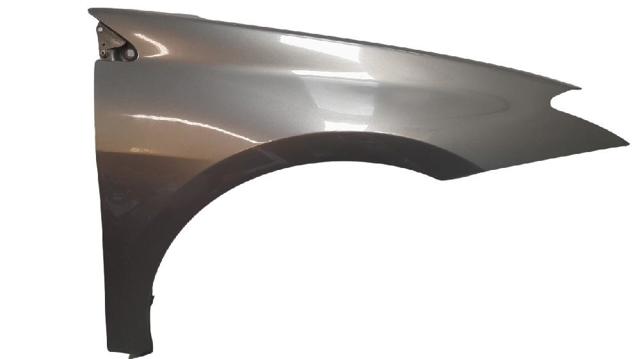 Błotnik przedni prawy 631000032R RENAULT