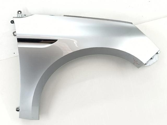 Błotnik przedni prawy 631001203R RENAULT