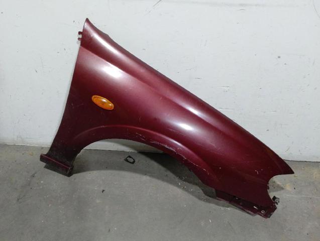Błotnik Nissan Almera