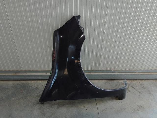 Błotnik przedni prawy 631007942R RENAULT