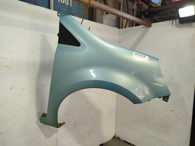 Błotnik przedni prawy 631007942R RENAULT