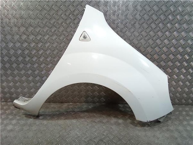 Błotnik przedni prawy 631009162R RENAULT
