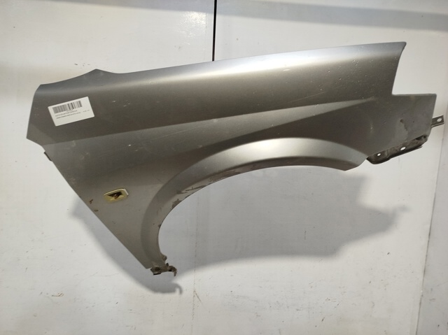 Błotnik przedni prawy 63100AV630 NISSAN