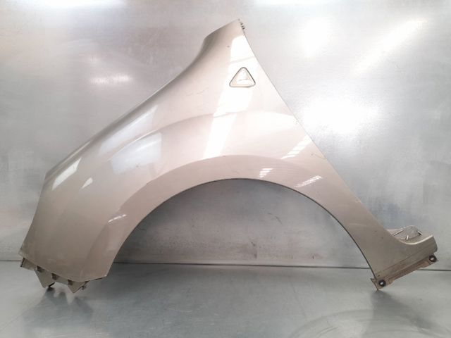 Błotnik przedni lewy 631011587R RENAULT