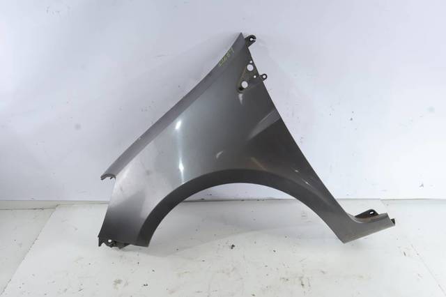 Błotnik przedni lewy 631014270R RENAULT