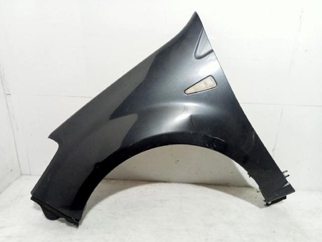 Błotnik przedni lewy 631017245R RENAULT