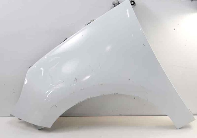 Błotnik przedni lewy 631017581R RENAULT