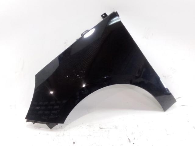 Błotnik przedni lewy 631017581R RENAULT