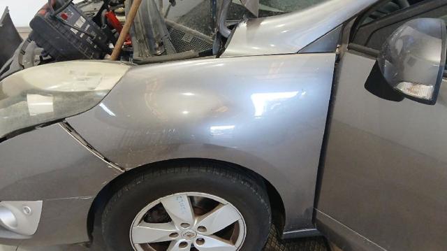 Błotnik przedni lewy 631019689R RENAULT