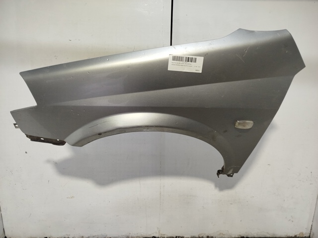 Błotnik przedni lewy 63101AV630 NISSAN