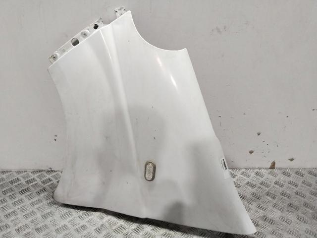 Błotnik przedni prawy 6311200Q0A NISSAN