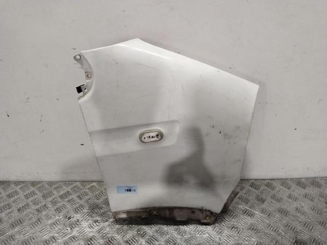 Błotnik przedni prawy 6311200QAD NISSAN