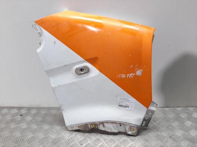 Błotnik przedni prawy 6311200QAD NISSAN