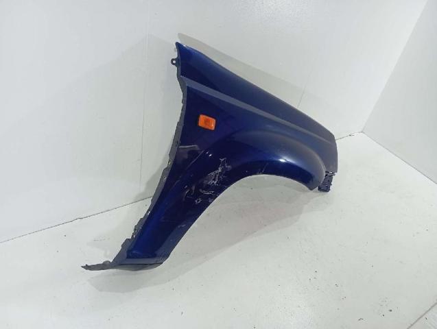 Błotnik przedni prawy Nissan X-Trail T30