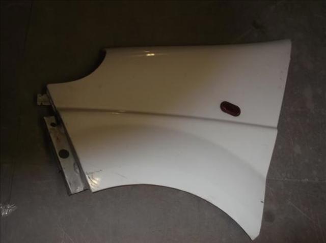 Błotnik przedni lewy 6311300Q0A NISSAN