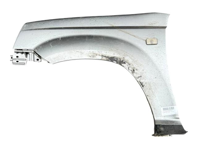 Błotnik przedni lewy 631138H700 NISSAN