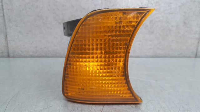 Kierunkowskaz prawy 63131384034 BMW