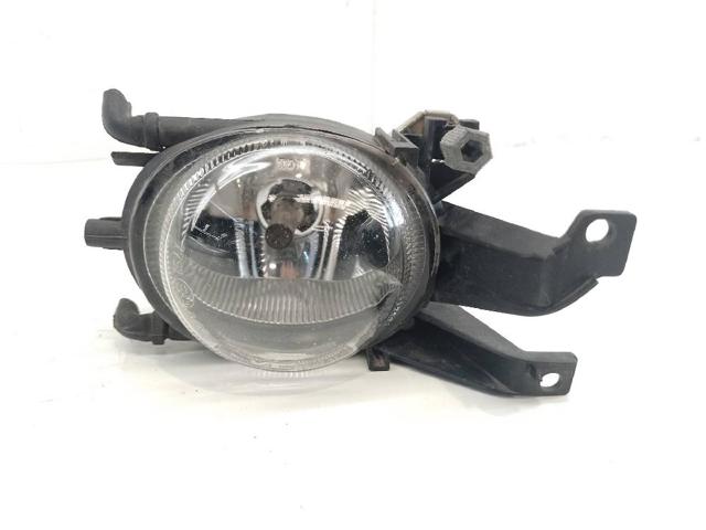 Lampa przeciwmgielna prawa 63176900222 BMW