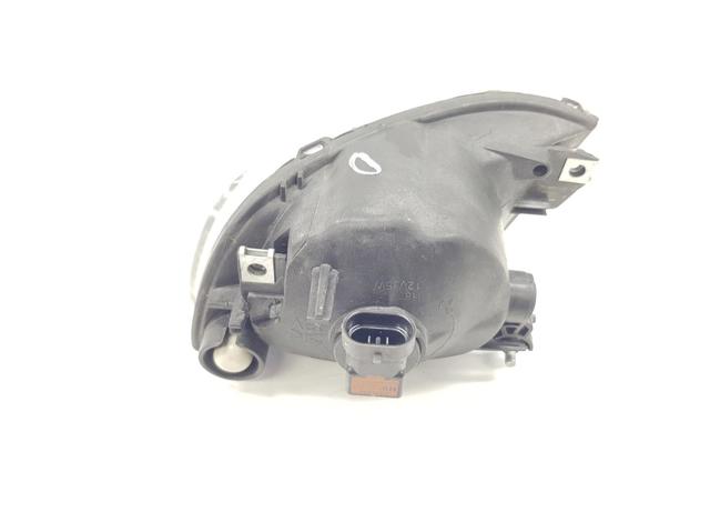 Lampa przeciwmgielna prawa 63176937466 BMW