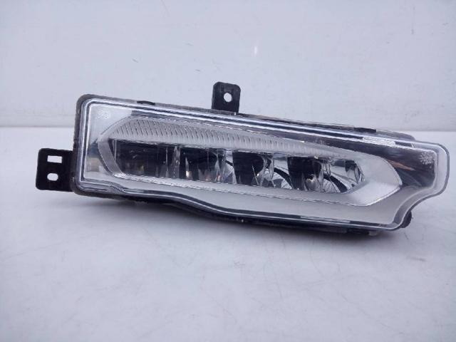 Lampa przeciwmgielna prawa 63177412528 BMW