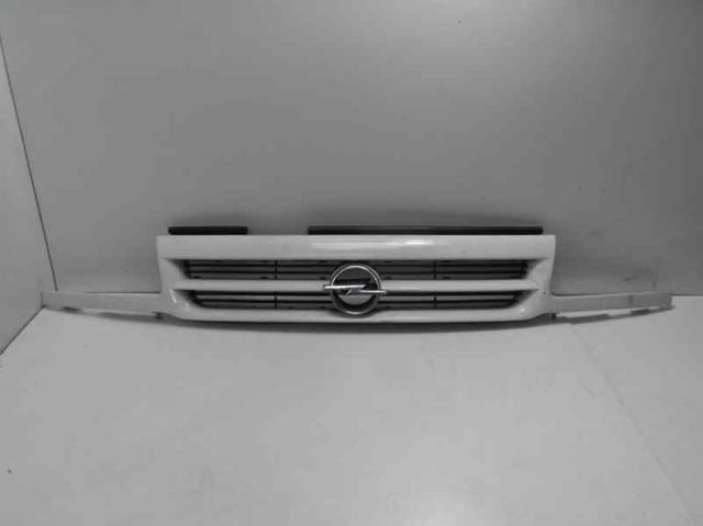 Kupić Atrapa chłodnicy Opel Astra  55, F70 w dobrej cenie