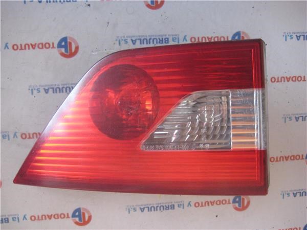 Lampa zespolona tylna lewa wewnętrzna 63213418443 BMW