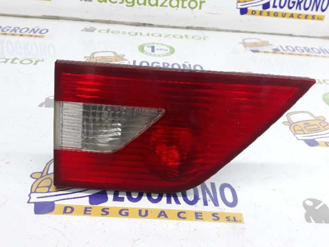 Lampa zespolona tylna lewa wewnętrzna 63213420205 BMW