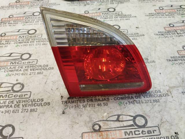 Lampa zespolona tylna lewa wewnętrzna 63216925893 BMW