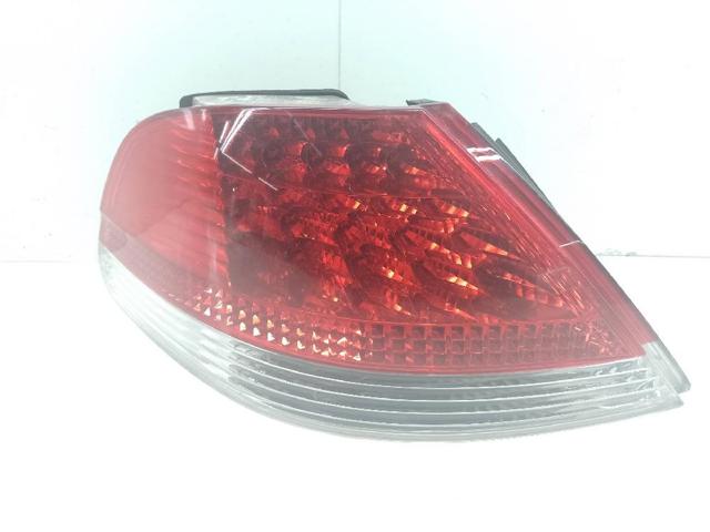 Lampa zespolona tylna lewa zewnętrzna 63216937235 BMW