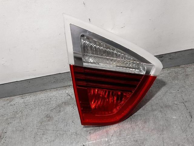 Lampa zespolona tylna prawa wewnętrzna 63216937460 BMW