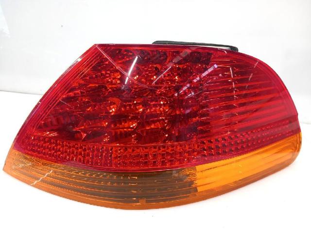 Lampa zespolona tylna prawa zewnętrzna 63217164734 BMW