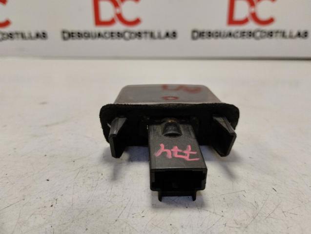 Lampa oświetlenia tylnej tablicy rejestracyjnej 6340A3 PEUGEOT