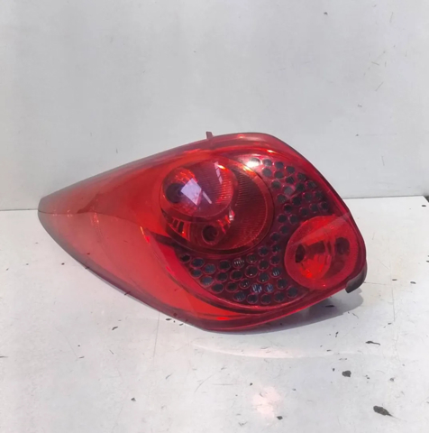 Lampa zespolona tylna lewa 6350CT PEUGEOT