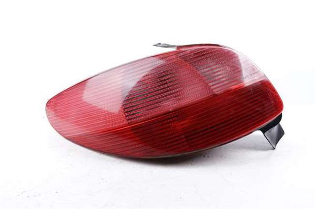 Lampa zespolona tylna lewa 6350R4 PEUGEOT