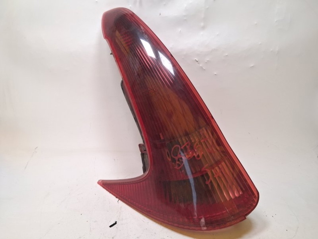 Lampa zespolona tylna lewa 6350R4 PEUGEOT