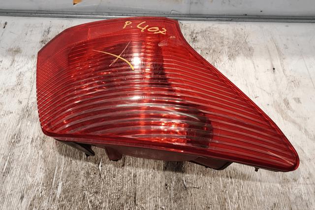 Lampa zespolona tylna lewa zewnętrzna 6350T3 PEUGEOT