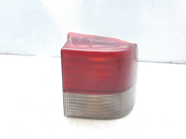 Lampa tylna Peugeot 405