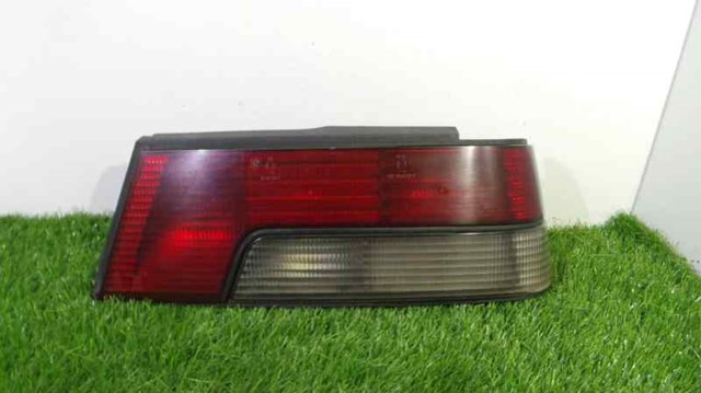 Lampa tylna Peugeot 405