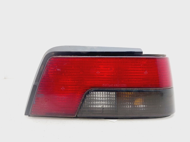 Lampa tylna Peugeot 405