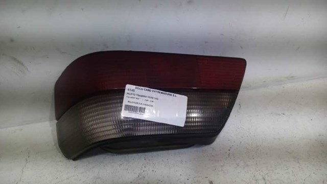 Lampa zespolona tylna prawa Peugeot 605 6B