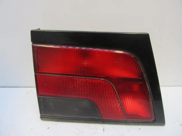 Lampa zespolona tylna lewa wewnętrzna 6351A5 Peugeot/Citroen