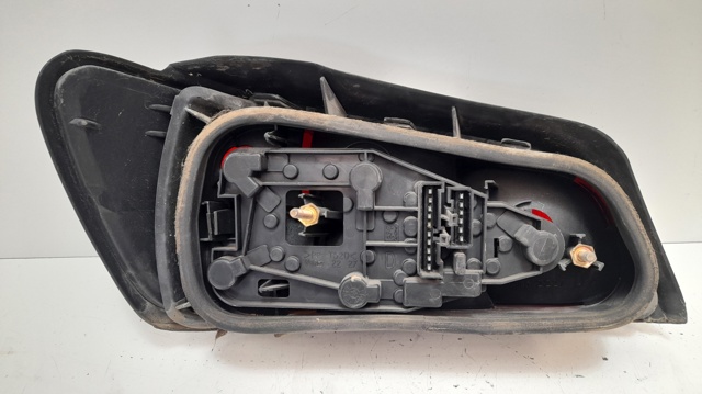 Lampa zespolona tylna prawa 6351H7 PEUGEOT