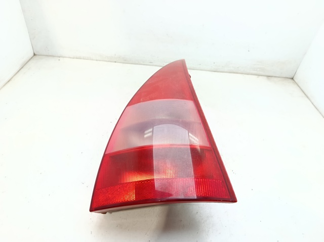 Lampa zespolona tylna prawa 6351Q3 PEUGEOT