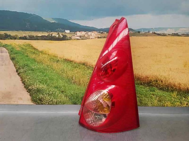 Lampa zespolona tylna prawa 6351X6 PEUGEOT